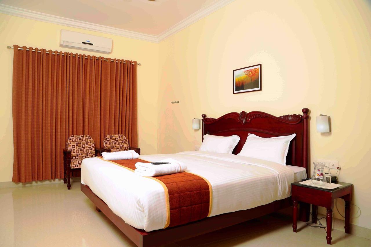 Hotel Temple Citi Канякумари Екстериор снимка